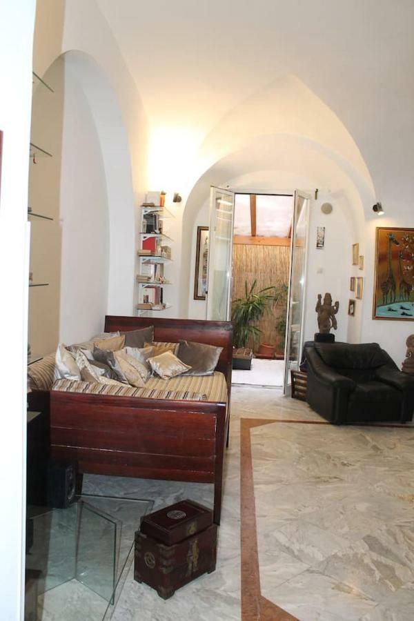 Elly's Loft Apartamento